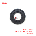 1-09625444-1 Outer Rear Hub Oil Seal 1096254441 Suitable for ISUZU CXZ81 10PE1